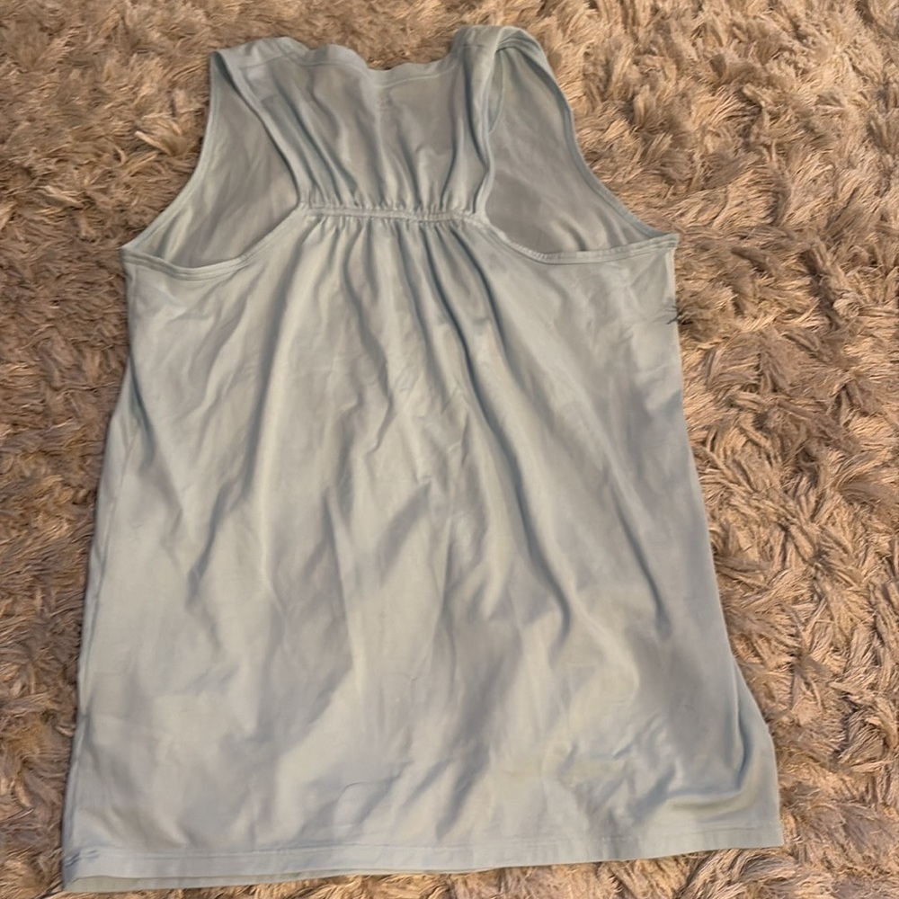 Athleta lightweight tank top, EUC - Picture 2 of 5